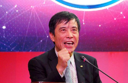 为什么......为什么叶家的大少爷，会来金陵小小一个萧家做一个上门女婿？。